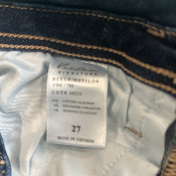 KanCan shorts from Buckle. - Picture 4 of 4